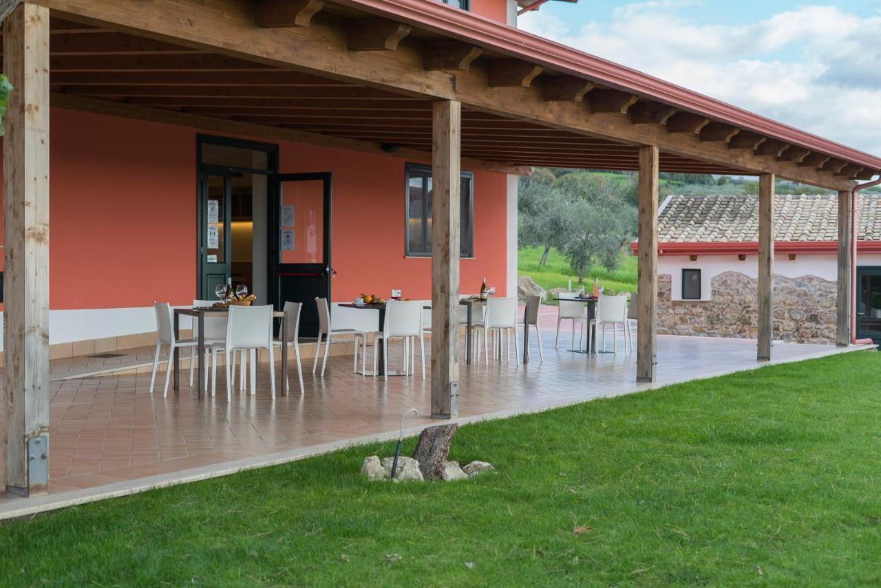 Terra Di Vento Bed and Breakfast Montecorvino Pugliano Eksteriør billede